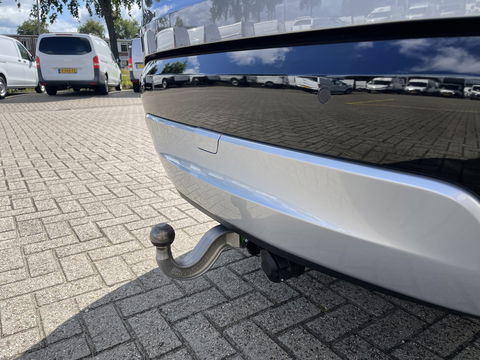 Land Rover Discovery 3.0 Sd6 306pk Landmark Edition grijs kenteken automaat / € 49.950 ex btw / lease vanaf € 950 / leer / trekhaak 3500 kg trekgewicht / navi / cruise / camera !