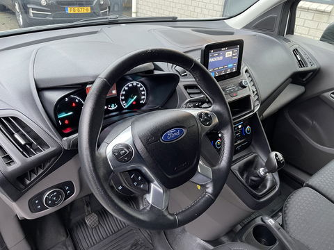Ford Transit Connect 1.5 TDCI Limited / rijklaar € 12.950 ex btw / lease vanaf € 316 / airco / cruise / navi / Apple Carplay / achteruit rijcamera / 3 zits !