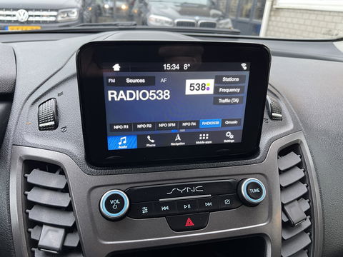 Ford Transit Connect 1.5 TDCI Limited / rijklaar € 12.950 ex btw / lease vanaf € 316 / airco / cruise / navi / Apple Carplay / achteruit rijcamera / 3 zits !