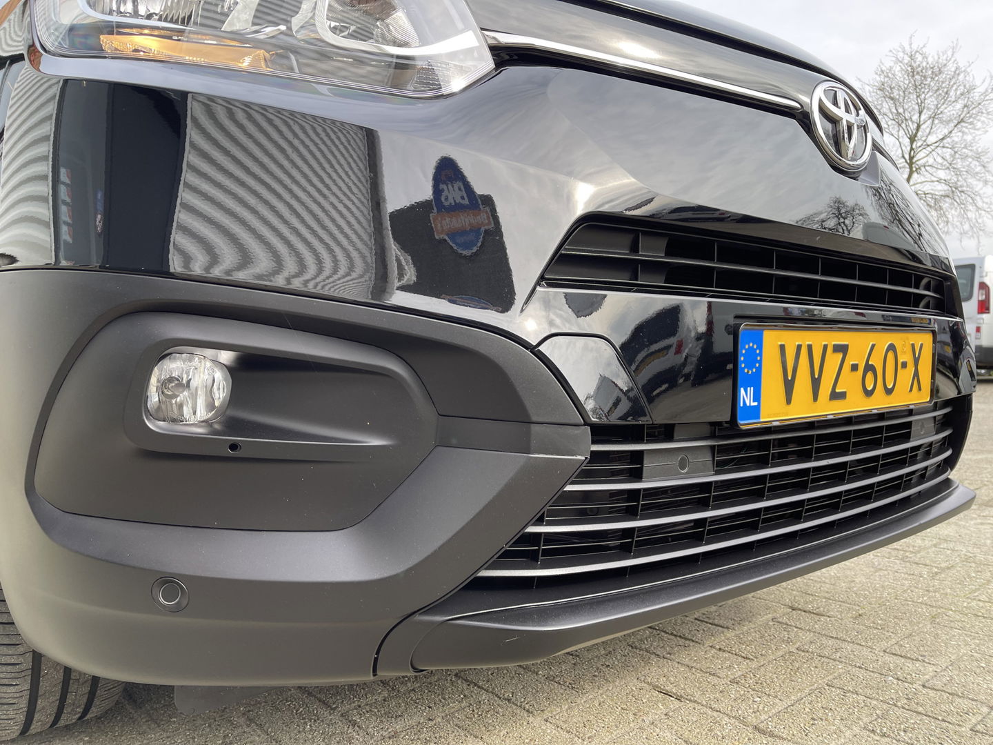 Toyota ProAce CITY 1.5 D-4D 102pk L1H1 Live / rijklaar € 18.950 ex btw / fabrieksgarantie tot 03-07-2025 ! / lease vanaf € 366 / airco / cruise / navi / zo goed als nieuw