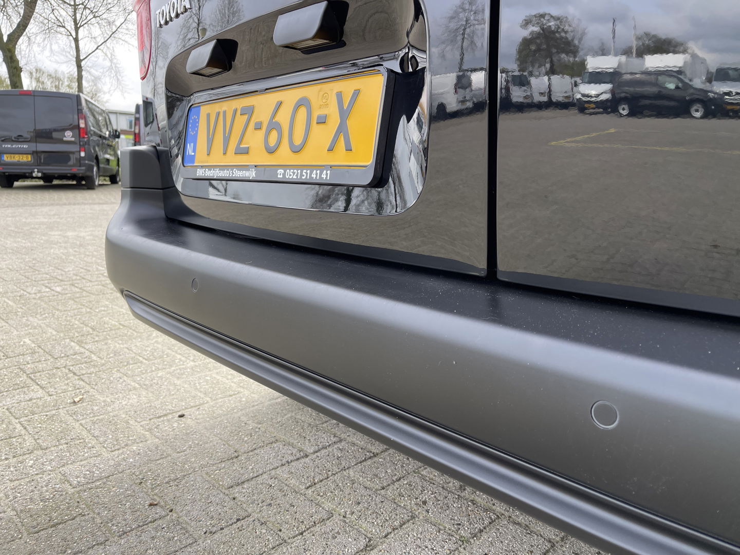 Toyota ProAce CITY 1.5 D-4D 102pk L1H1 Live / rijklaar € 18.950 ex btw / fabrieksgarantie tot 03-07-2025 ! / lease vanaf € 366 / airco / cruise / navi / zo goed als nieuw
