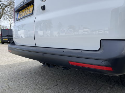 Volkswagen Transporter T6.1 / 2.0 TDI 110pk L2H1 28 Comfortline / vaste prijs rijklaar € 18.950 ex btw / lease vanaf € 366 / airco / achteruit rijcamera / dichte achterdeuren / pdc voor en achter !