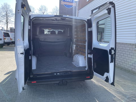 Opel Vivaro 1.6 CDTI 125pk L2H1 DC 5 persoons Edition EcoFlex / vaste prijs rijklaar € 15.950 ex btw / lease vanaf € 311 / airco / cruise / navi / trekhaak 2000 kg / pdc achter !