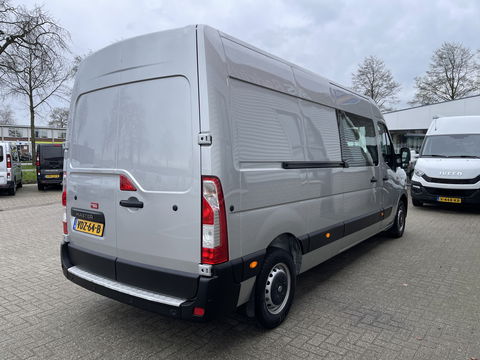 Renault Master T35 2.3 dCi 135 L3H2 DC 7 persoons / vaste prijs rijklaar € 24.950 ex btw / lease vanaf € 462 / airco / cruise / navi / trekhaak 2500 kg / pdc voor en achter / achteruit rijcamera !