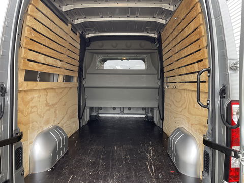 Renault Master T35 2.3 dCi 135 L3H2 DC 7 persoons / vaste prijs rijklaar € 24.950 ex btw / lease vanaf € 462 / airco / cruise / navi / trekhaak 2500 kg / pdc voor en achter / achteruit rijcamera !