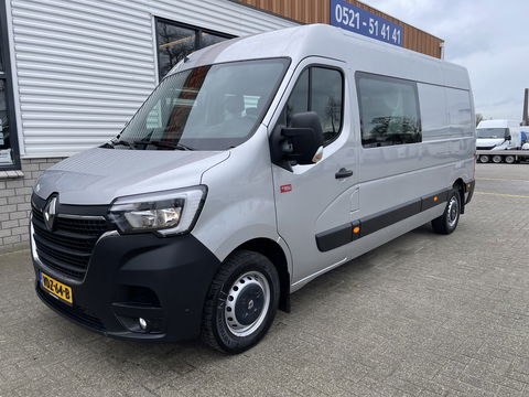 Renault Master T35 2.3 dCi 135 L3H2 DC 7 persoons / vaste prijs rijklaar € 24.950 ex btw / lease vanaf € 462 / airco / cruise / navi / trekhaak 2500 kg / pdc voor en achter / achteruit rijcamera !