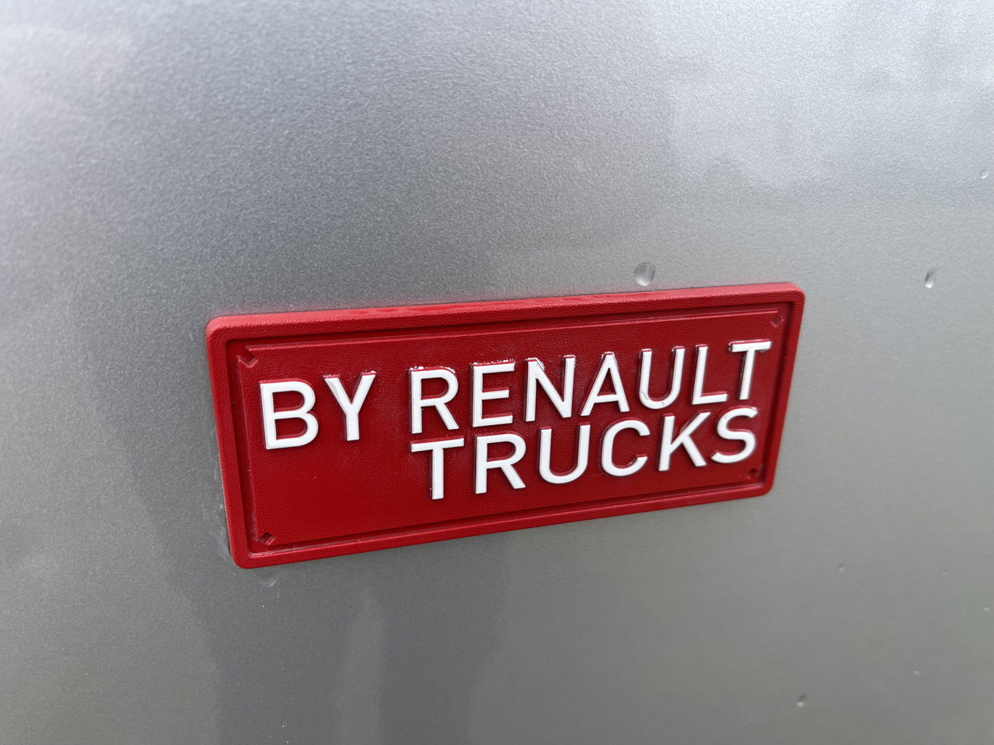 Renault Master T35 2.3 dCi 135 L3H2 DC 7 persoons / vaste prijs rijklaar € 24.950 ex btw / lease vanaf € 462 / airco / cruise / navi / trekhaak 2500 kg / pdc voor en achter / achteruit rijcamera !