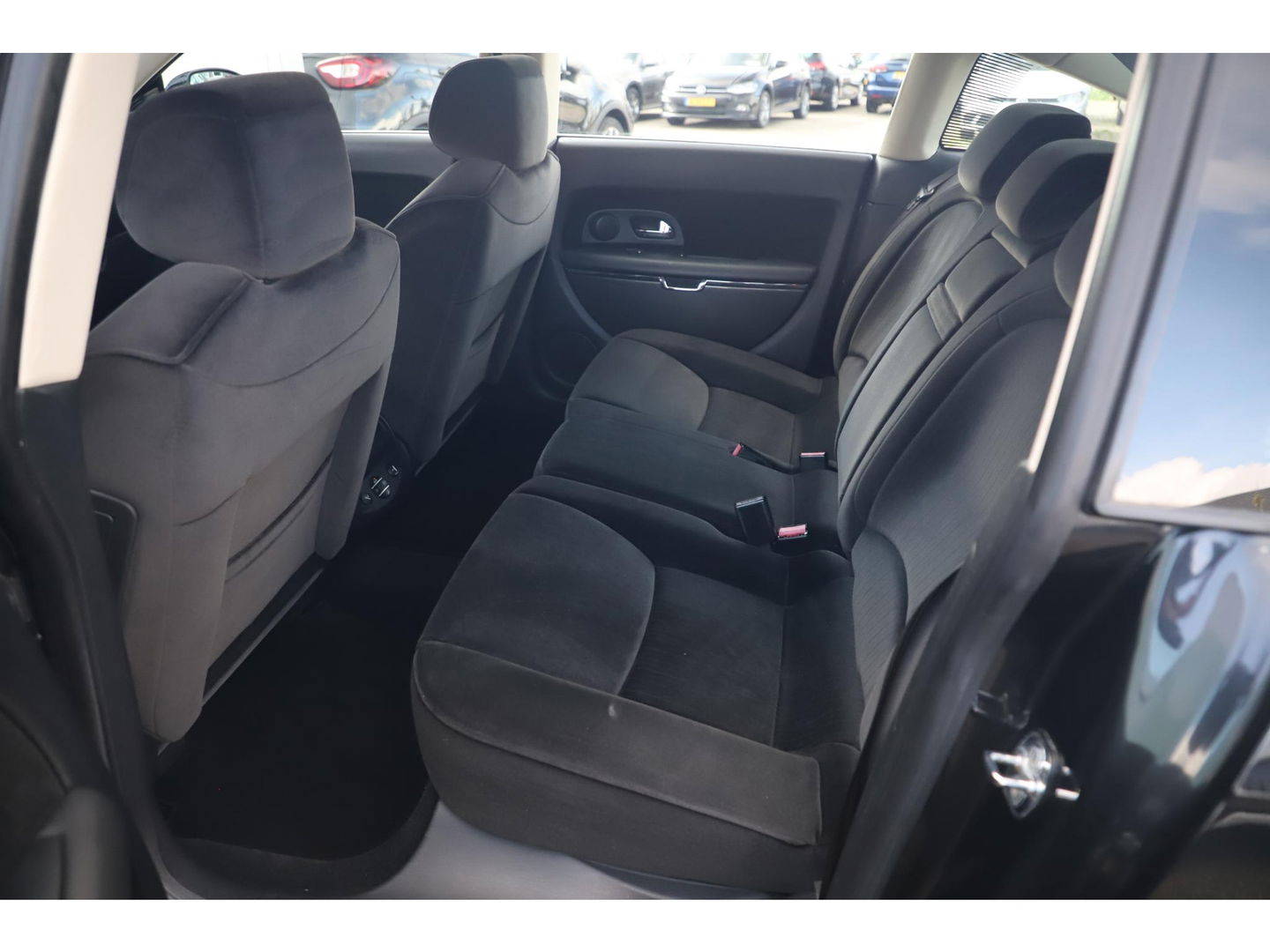 Citroƫn C6 2.7 HdiF V6 Automaat Origineel NL NAP! Navigatie Parkeersensor Xenon 18 inch LMV Hydraulische Vering
