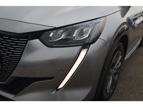 Peugeot e-208 EV Allure 50 kWh Automaat Half Leder Navigatie Camera Clima Cruise PDC LMV Carplay Android Bluetooth