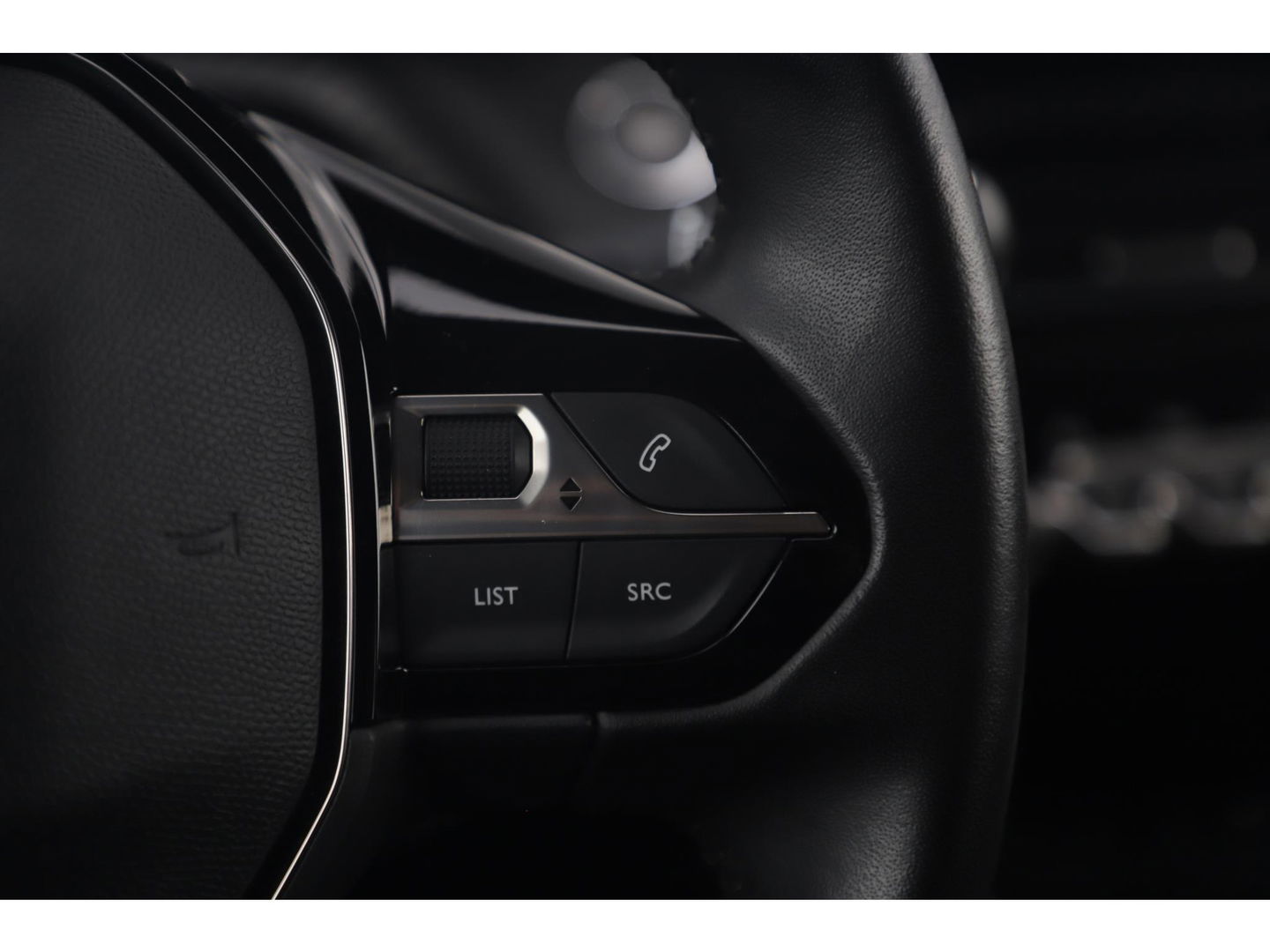 Peugeot e-208 EV Allure 50 kWh Automaat Half Leder Navigatie Camera Clima Cruise PDC LMV Carplay Android Bluetooth