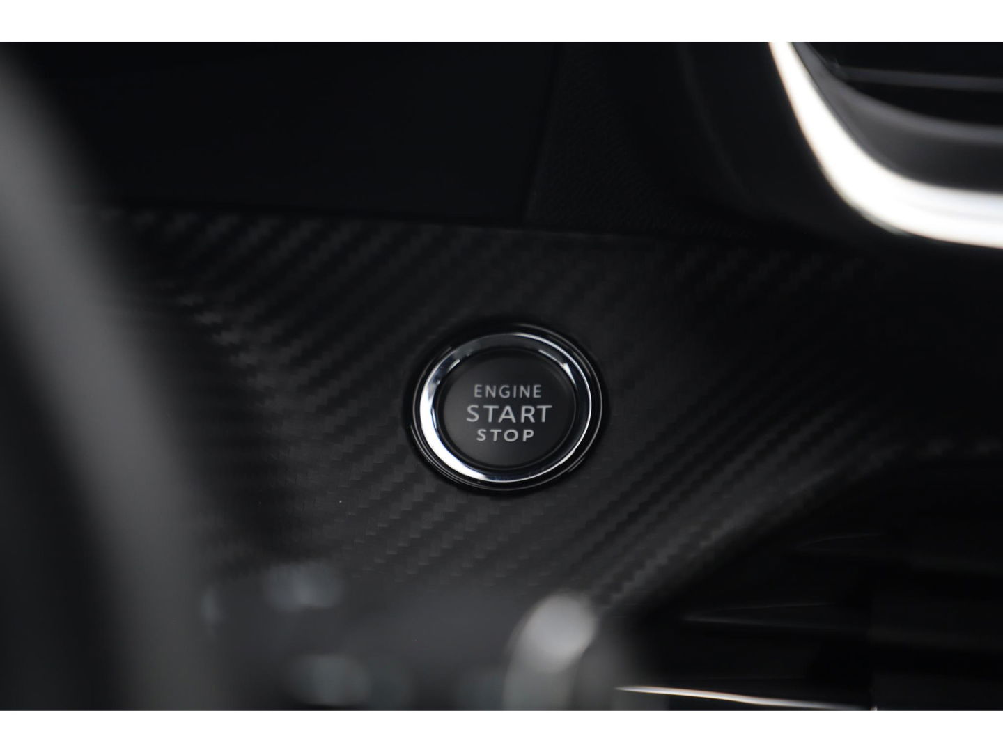 Peugeot e-208 EV Allure 50 kWh Automaat Half Leder Navigatie Camera Clima Cruise PDC LMV Carplay Android Bluetooth