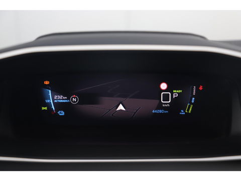 Peugeot e-208 EV Allure 50 kWh Automaat Half Leder Navigatie Camera Clima Cruise PDC LMV Carplay Android Bluetooth