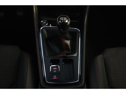 SEAT Leon 1.5 TSI FR Business Intense 131PK Virtual Cockpit Full LED Keyless Navigatie Sfeerverlichting Clima Cruise Lane Assist 17 inch LMV Parkeersensors