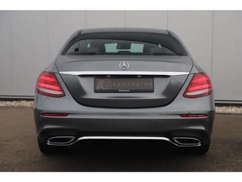 Mercedes-Benz E-Klasse 220 D AMG Sport Automaat Widescreen Sfeerverlichting Memory Leder Navigatie 360 Camera 19 inch LMV Stoelverwarming Carplay Android Auto Multibeam LED