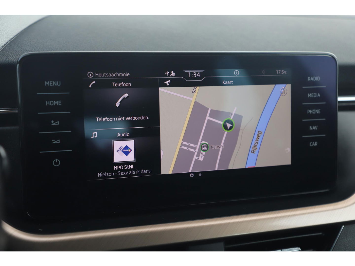 Škoda Kamiq 1.0 TSI Business Edition 116PK Virtual Cockpit Navigatie Stoelverwarming Clima Cruise Parkeersensors 16 inch LMV Carplay Android Getint Glas