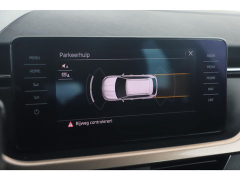 Škoda Kamiq 1.0 TSI Business Edition 116PK Virtual Cockpit Navigatie Stoelverwarming Clima Cruise Parkeersensors 16 inch LMV Carplay Android Getint Glas