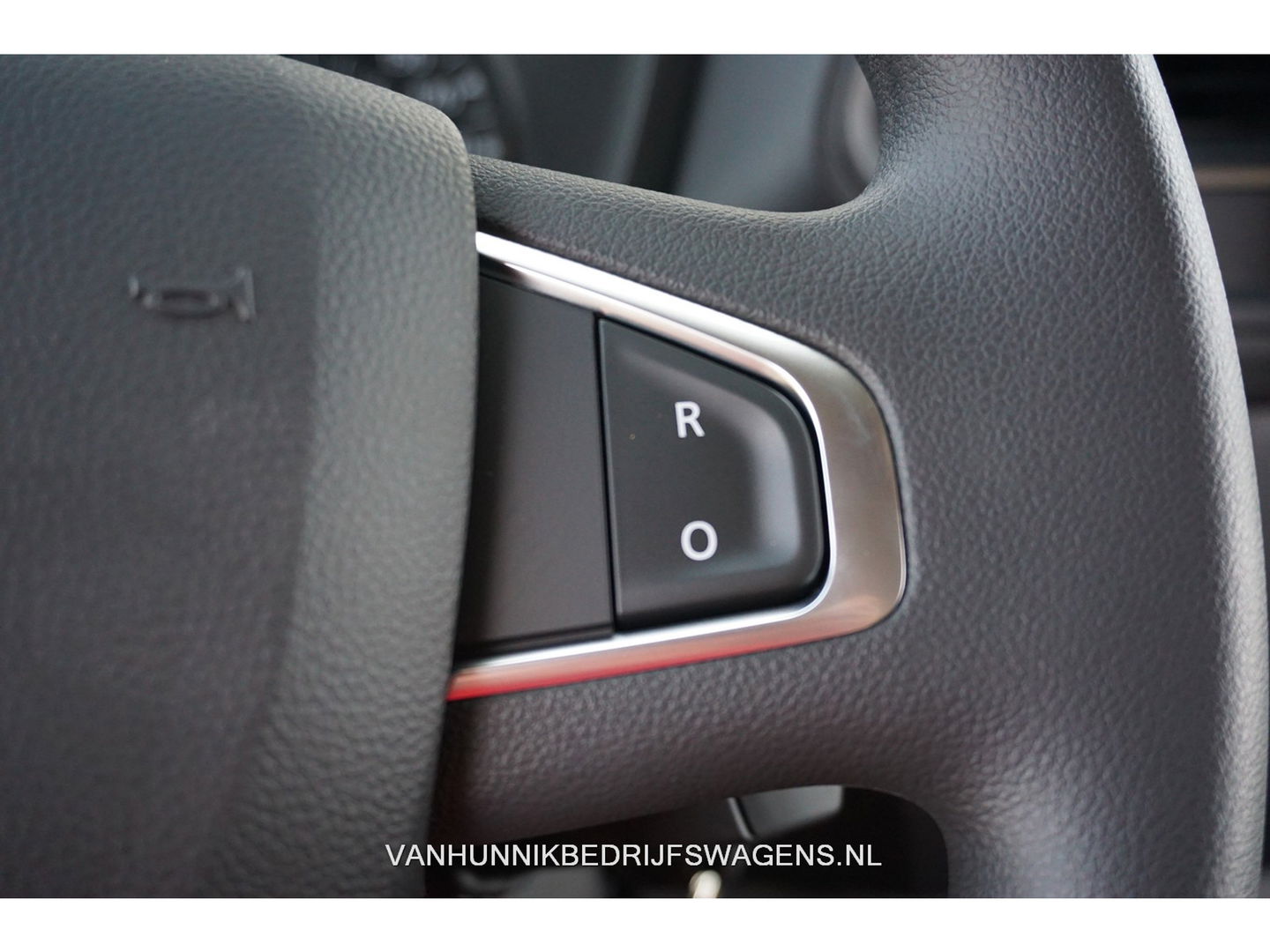 Renault Master T35 2.3 150PK L3H2 BPM VRIJ!! Navi, Cam, Betimmering, Trekhaak, 2x Schuifdeur!! NR. 310