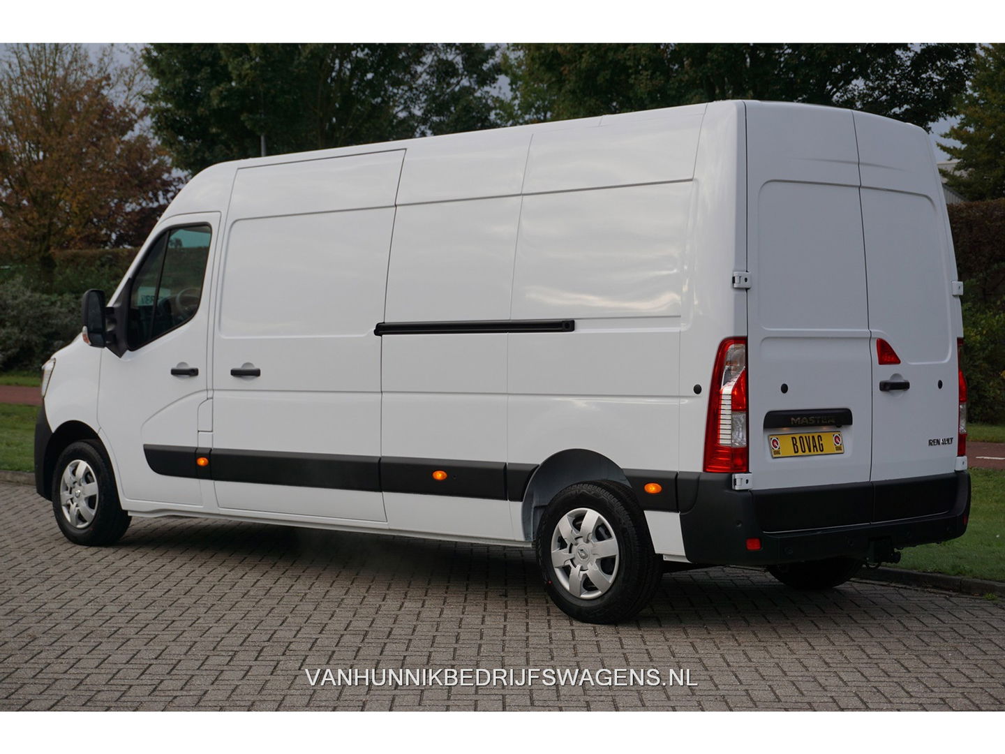 Renault Master T35 2.3 150PK L3H2 BPM VRIJ!! Navi, Cam, Betimmering, Trekhaak, 2x Schuifdeur!! NR. 310