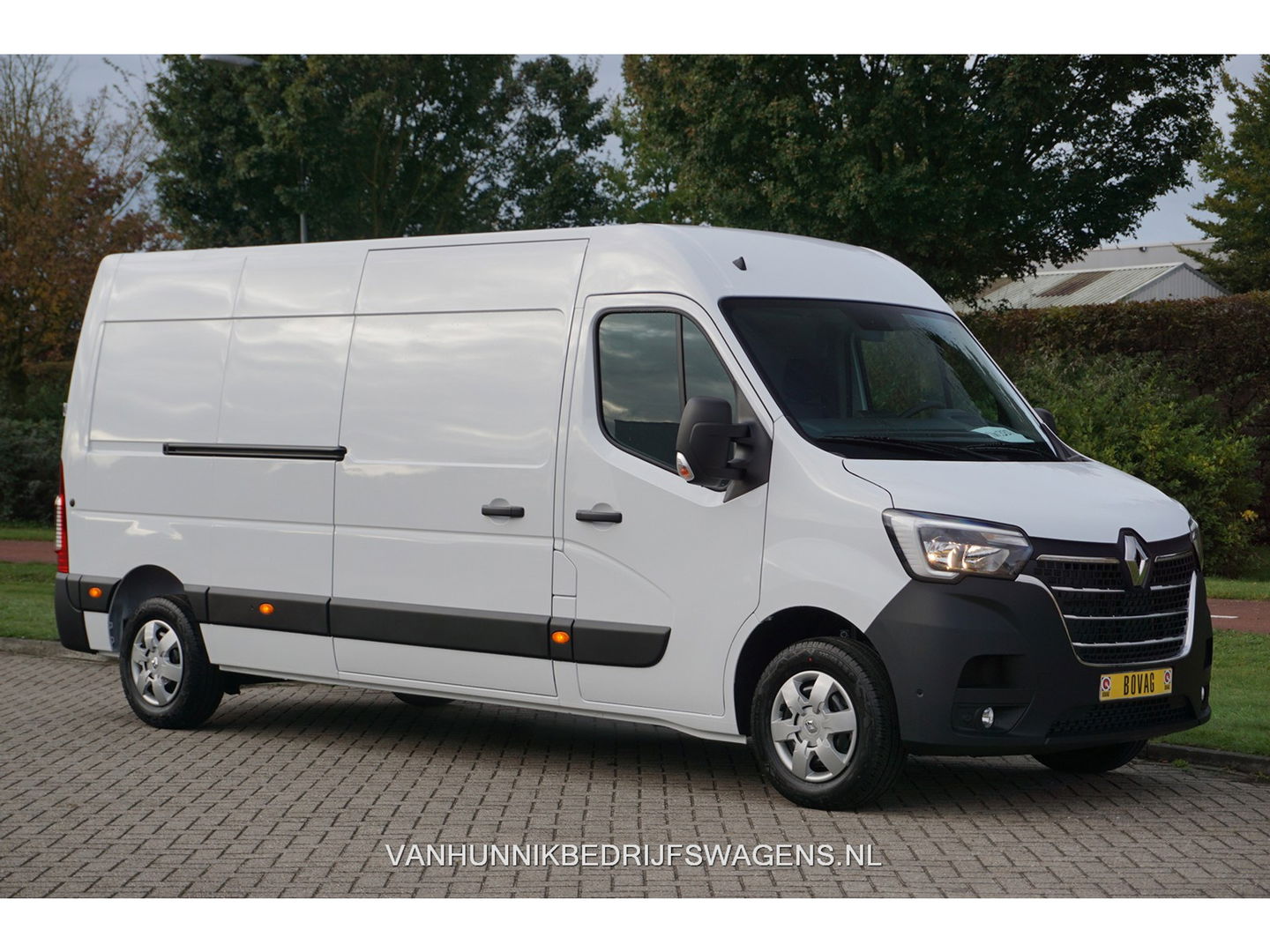 Renault Master T35 2.3 150PK L3H2 BPM VRIJ!! Navi, Cam, Betimmering, Trekhaak, 2x Schuifdeur!! NR. 310