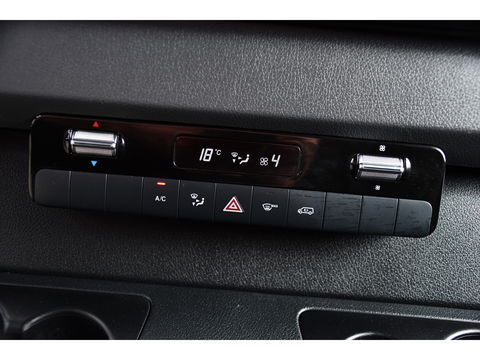 Mercedes-Benz Sprinter 316 RWD 2.2 CDI L2H2 Black Edition 360 Camera, Cruise, Carplay, Navi, Automaat, Led, 164PK, Multimedia, Uniek!