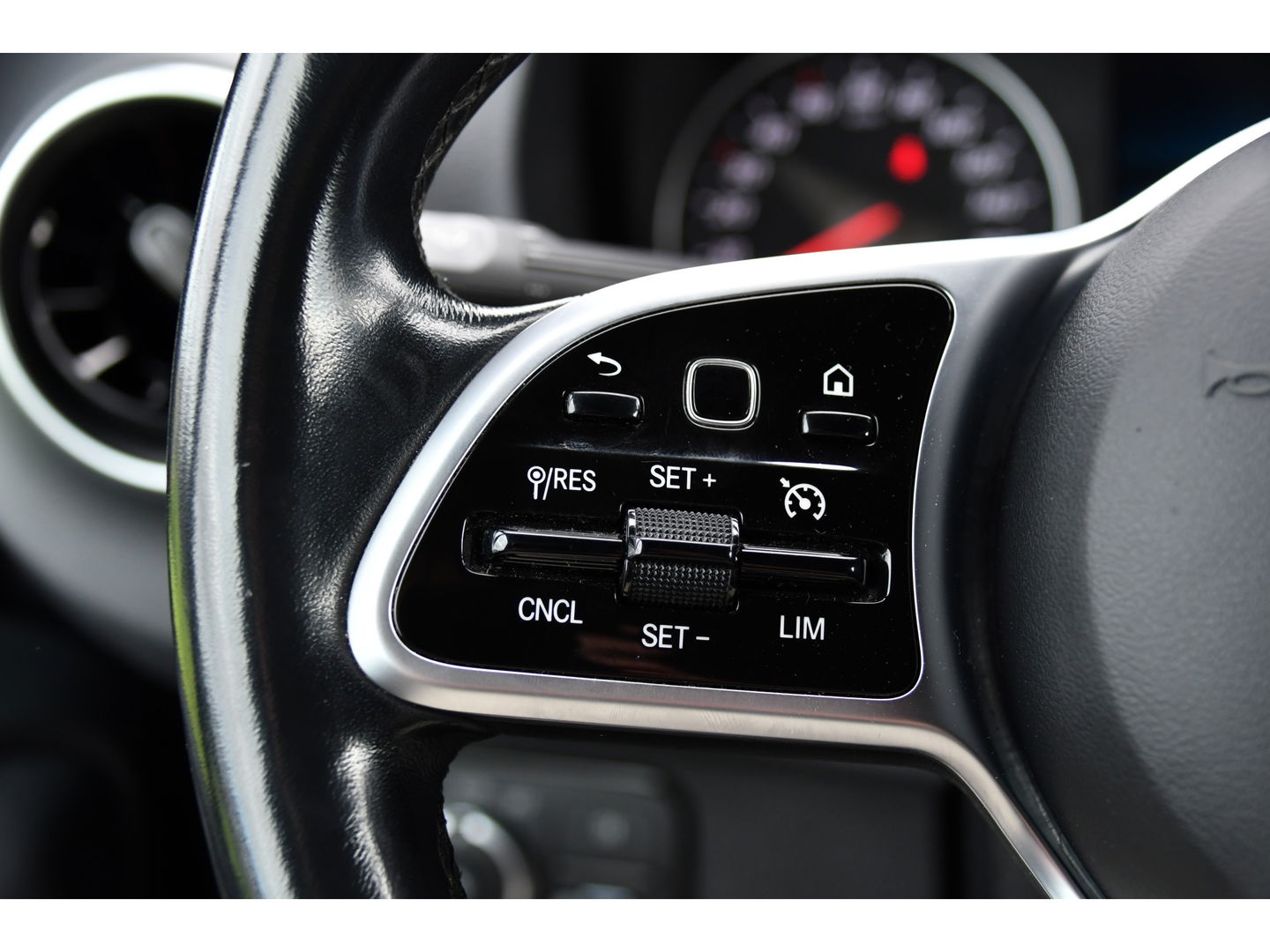 Mercedes-Benz Sprinter 316 RWD 2.2 CDI L2H2 Black Edition 360 Camera, Cruise, Carplay, Navi, Automaat, Led, 164PK, Multimedia, Uniek!