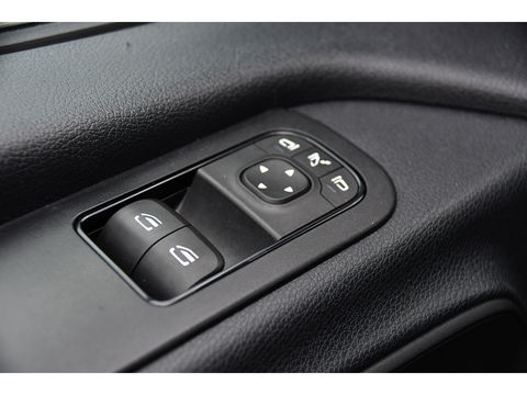 Mercedes-Benz Sprinter 316 RWD 2.2 CDI L2H2 Black Edition 360 Camera, Cruise, Carplay, Navi, Automaat, Led, 164PK, Multimedia, Uniek!