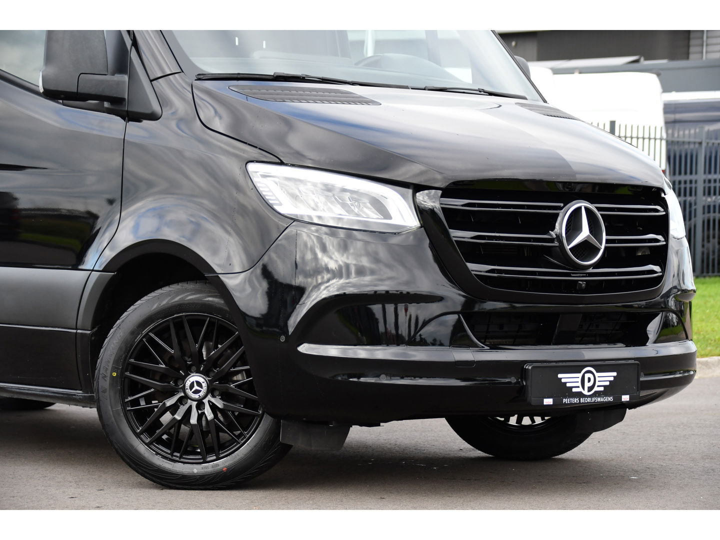 Mercedes-Benz Sprinter 316 RWD 2.2 CDI L2H2 Black Edition 360 Camera, Cruise, Carplay, Navi, Automaat, Led, 164PK, Multimedia, Uniek!