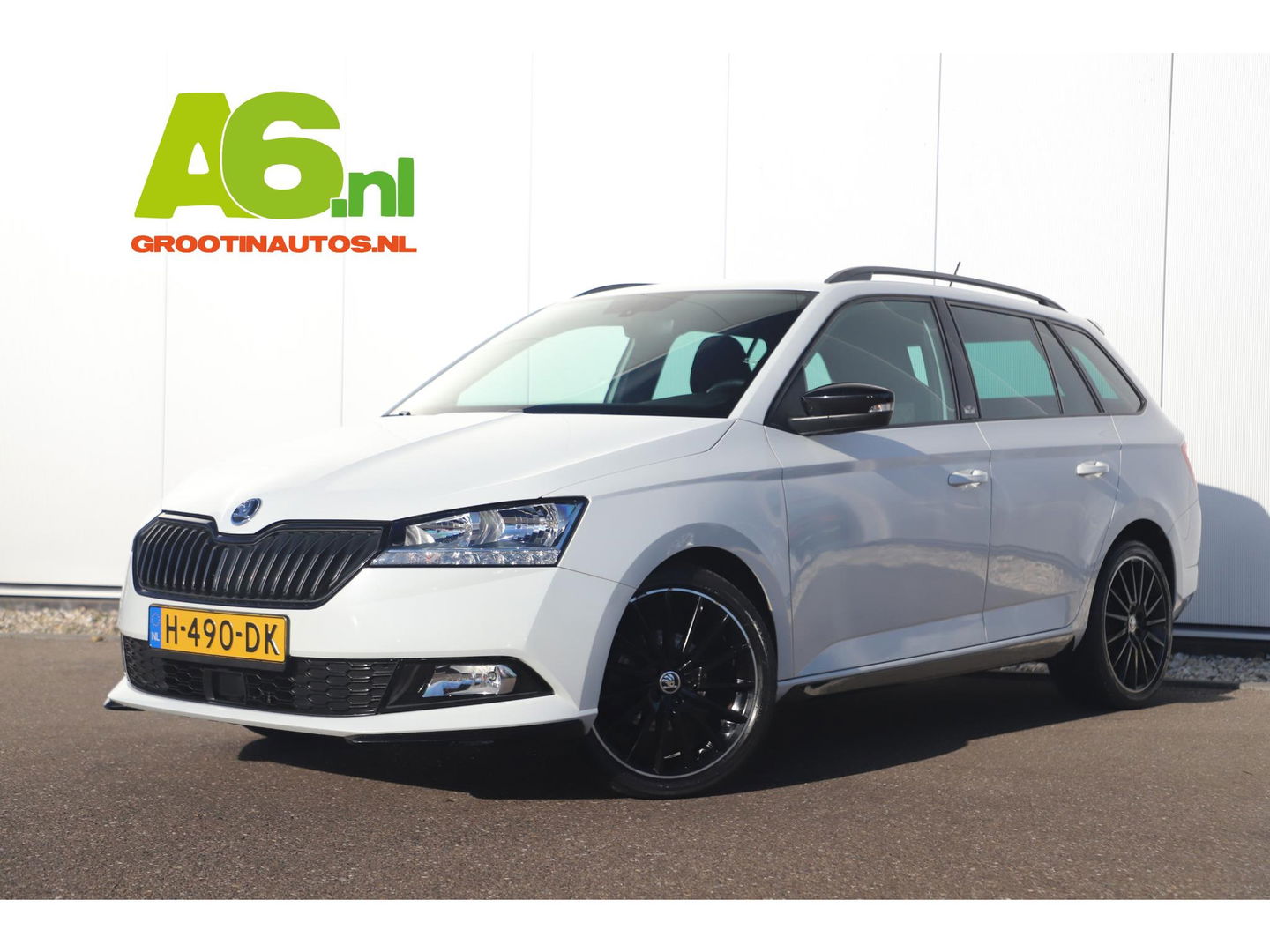 Škoda Fabia Combi 1.0 TSI Monte Carlo 95PK Sportstoelen Navigatie Clima Cruise Bluetooth Parkeersensor Front Assist 17 inch LMV