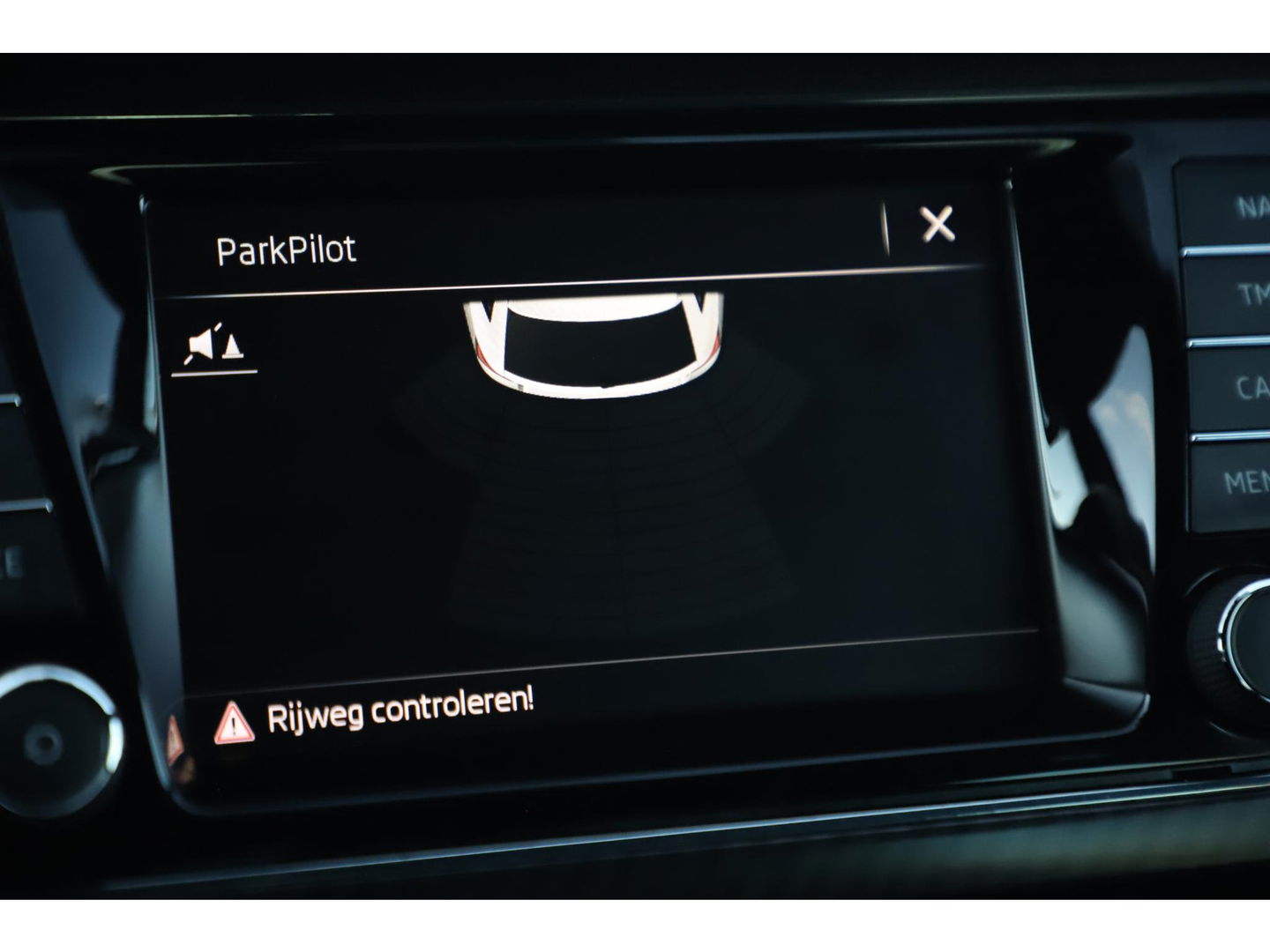 Škoda Fabia Combi 1.0 TSI Monte Carlo 95PK Sportstoelen Navigatie Clima Cruise Bluetooth Parkeersensor Front Assist 17 inch LMV