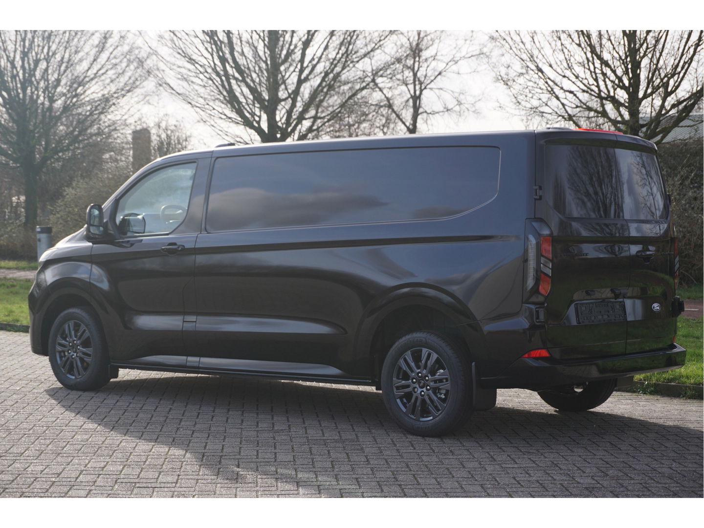 Ford Transit Custom 320L 170PK Limited AUT BPM VRIJ!! Navi, Cam, Adap. Cruise, 17" LM, LED!! NR. 242