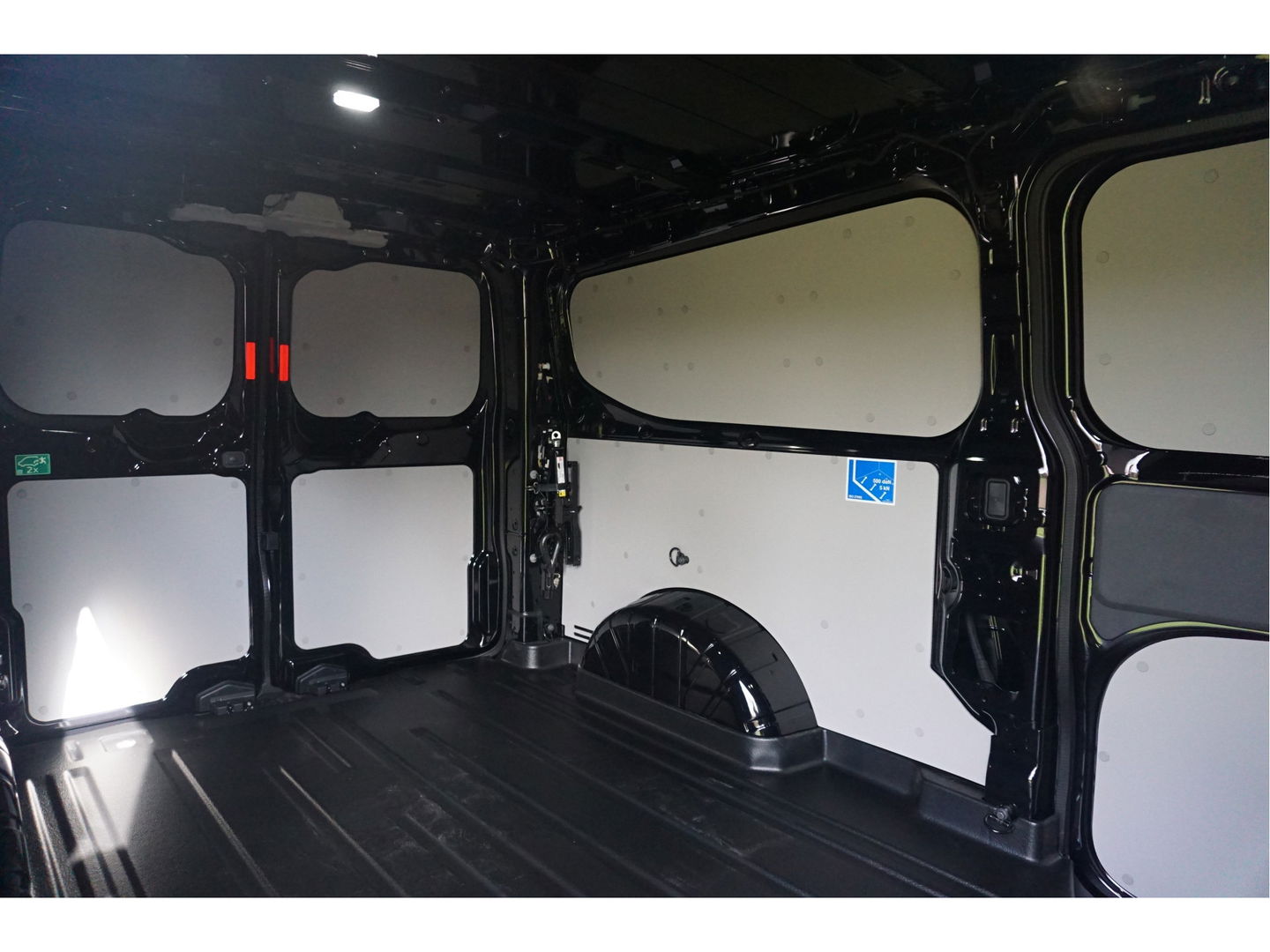 Ford Transit Custom 320L 170PK Aut. JWR Edition BPM VRIJ!! 13" Navi, Adap. Cruise, Camera, 19" LM, LED, 2x Schuifdeur!! NR. 467