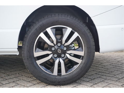 Renault Trafic 170PK L2H1 LUXE EDC AUT BPM VRIJ!! Navi, LM Velg, Betimmering, Trekhaak, 2x Schuifdeur!! NR. 331