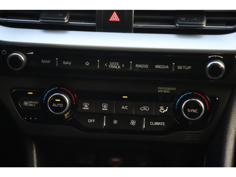 Kia Niro 1.6 GDi Hybrid DynamicLine Nieuw Model Half Leder Navigatie Achteruitrijcamera Carplay Android LED Adaptive Cruise Lane Assist