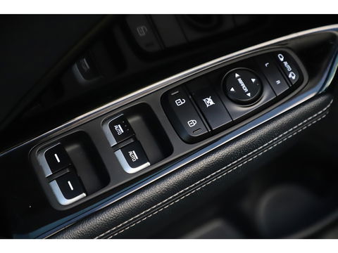 Kia Niro 1.6 GDi Hybrid DynamicLine Nieuw Model Half Leder Navigatie Achteruitrijcamera Carplay Android LED Adaptive Cruise Lane Assist
