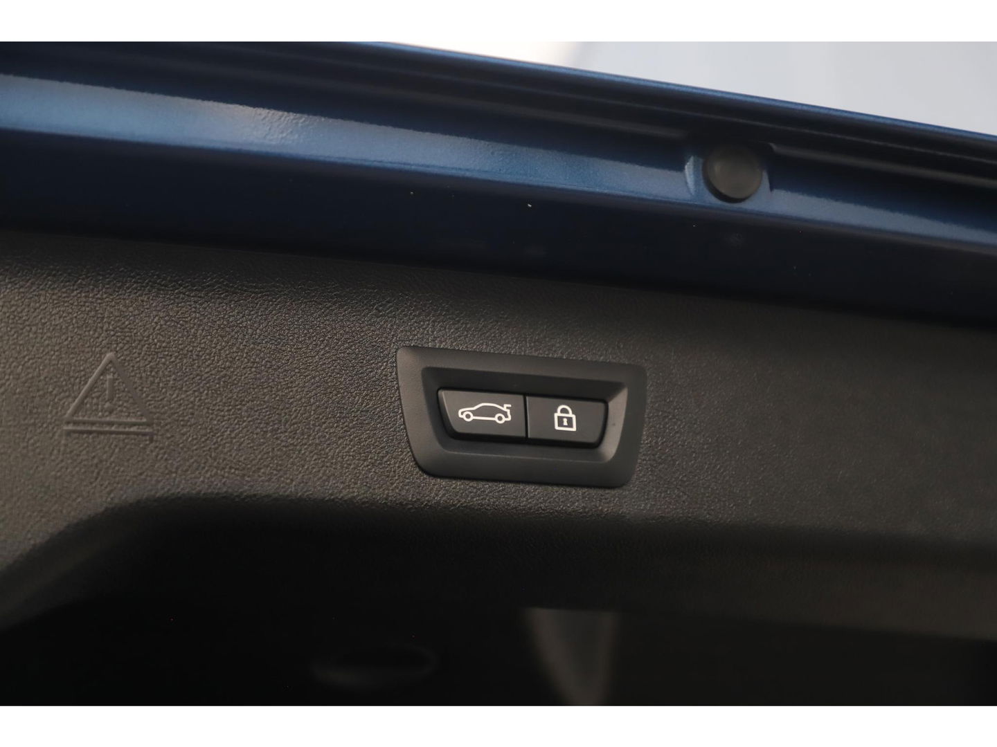 BMW 5 Serie Touring 530i High Executive 252PK M Sport Laser LED Panoramadak Harman Kardon Wegklapbare Trekhaak Nappa Leder Memory Sfeerverlichting Shadow Line 360 Camera