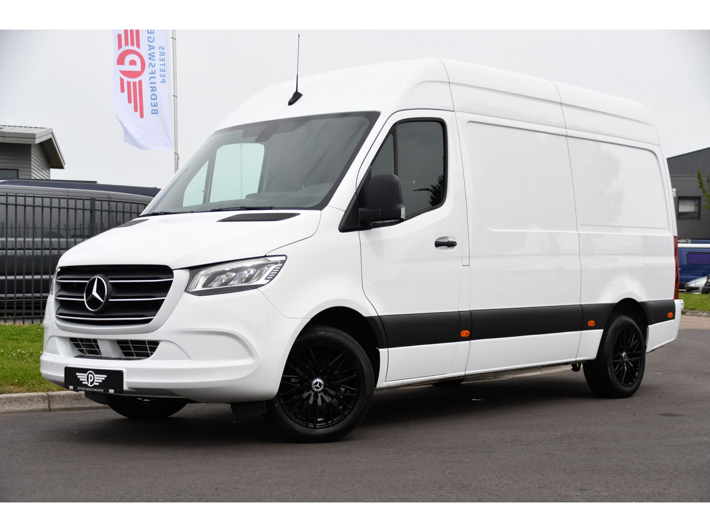 Mercedes-Benz Sprinter 317 1.9 CDI L2H2 RWD Cruise, Carplay, 170PK, Stoelverwarming, LED, Automaat, NAVI, VERKOCHT...Gefeliciteerd Osco!