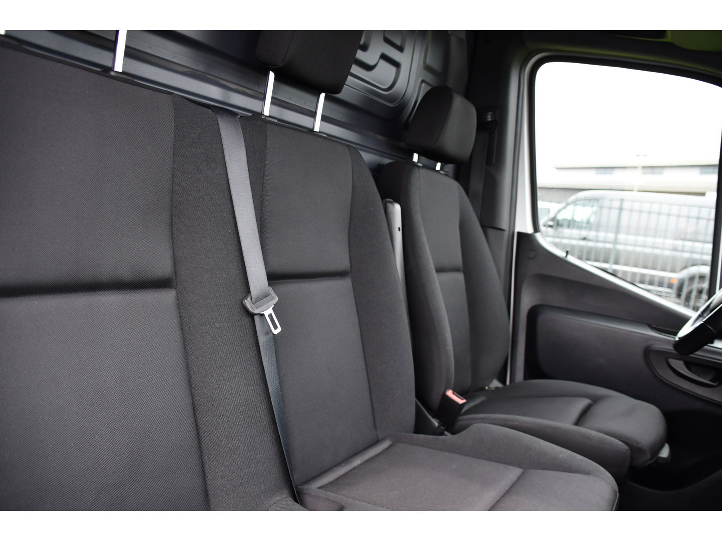 Mercedes-Benz Sprinter 317 1.9 CDI L2H2 RWD Cruise, Carplay, 170PK, Stoelverwarming, LED, Automaat, NAVI, VERKOCHT...Gefeliciteerd Osco!