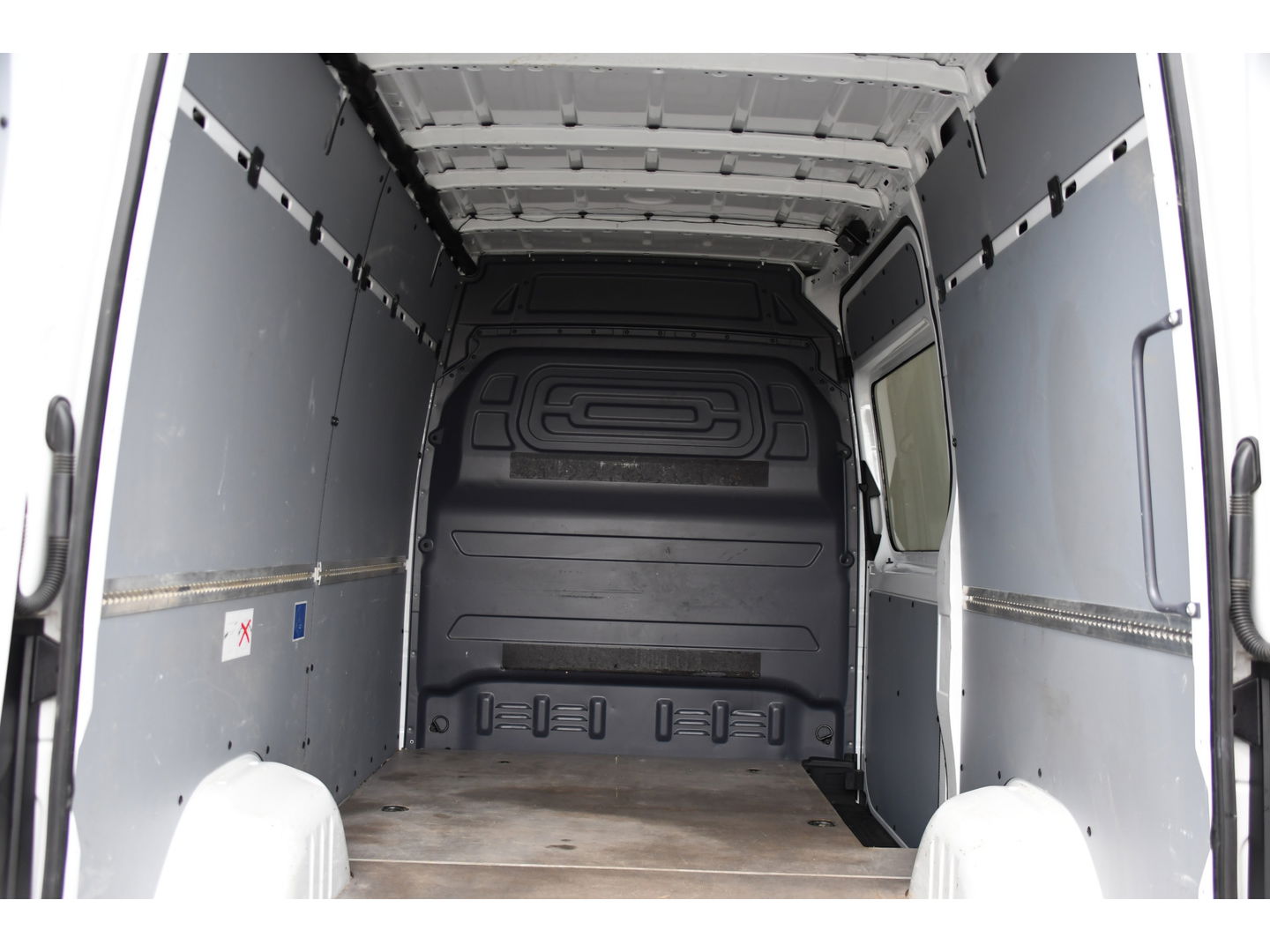 Mercedes-Benz Sprinter 317 1.9 CDI L2H2 RWD Cruise, Carplay, 170PK, Stoelverwarming, LED, Automaat, NAVI, VERKOCHT...Gefeliciteerd Osco!