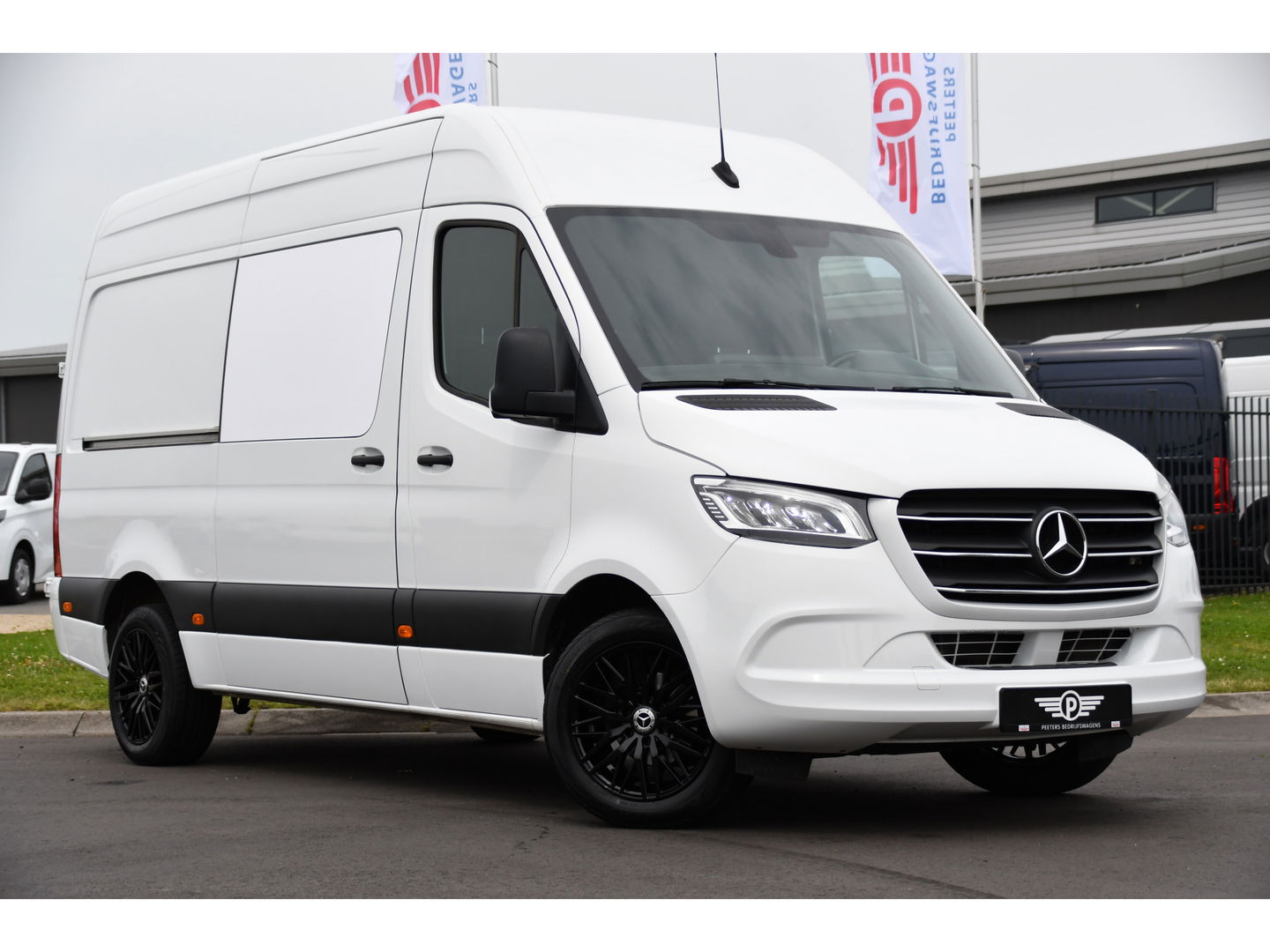 Mercedes-Benz Sprinter 317 1.9 CDI L2H2 RWD Cruise, Carplay, 170PK, Stoelverwarming, LED, Automaat, NAVI, VERKOCHT...Gefeliciteerd Osco!