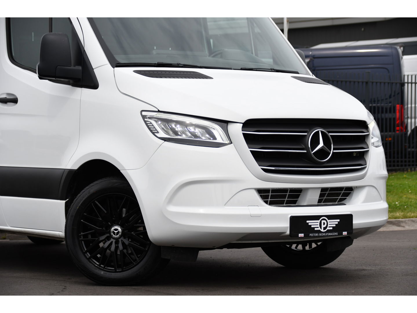 Mercedes-Benz Sprinter 317 1.9 CDI L2H2 RWD Cruise, Carplay, 170PK, Stoelverwarming, LED, Automaat, NAVI, VERKOCHT...Gefeliciteerd Osco!