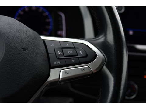 Volkswagen Transporter 2.0 TDI L2H1 30 Bulli Virtual, Adaptieve Cruise, Camera, Carplay, Multimedia, Trekhaak, Led, Automaat, UNIEK!