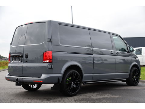Volkswagen Transporter 2.0 TDI L2H1 30 Bulli Virtual, Adaptieve Cruise, Camera, Carplay, Multimedia, Trekhaak, Led, Automaat, UNIEK!