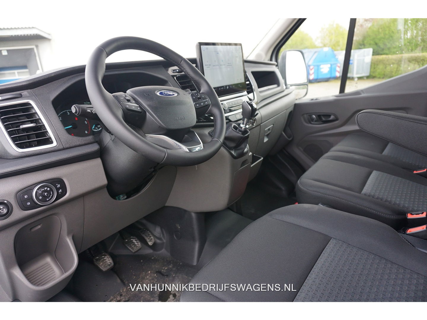 Ford Transit 350L 130PK L3H2 Trend BPM VRIJ!! Clima, 12" Sync 4 Navi, 270º deur, PDC, Trekhaak!! NR. 303