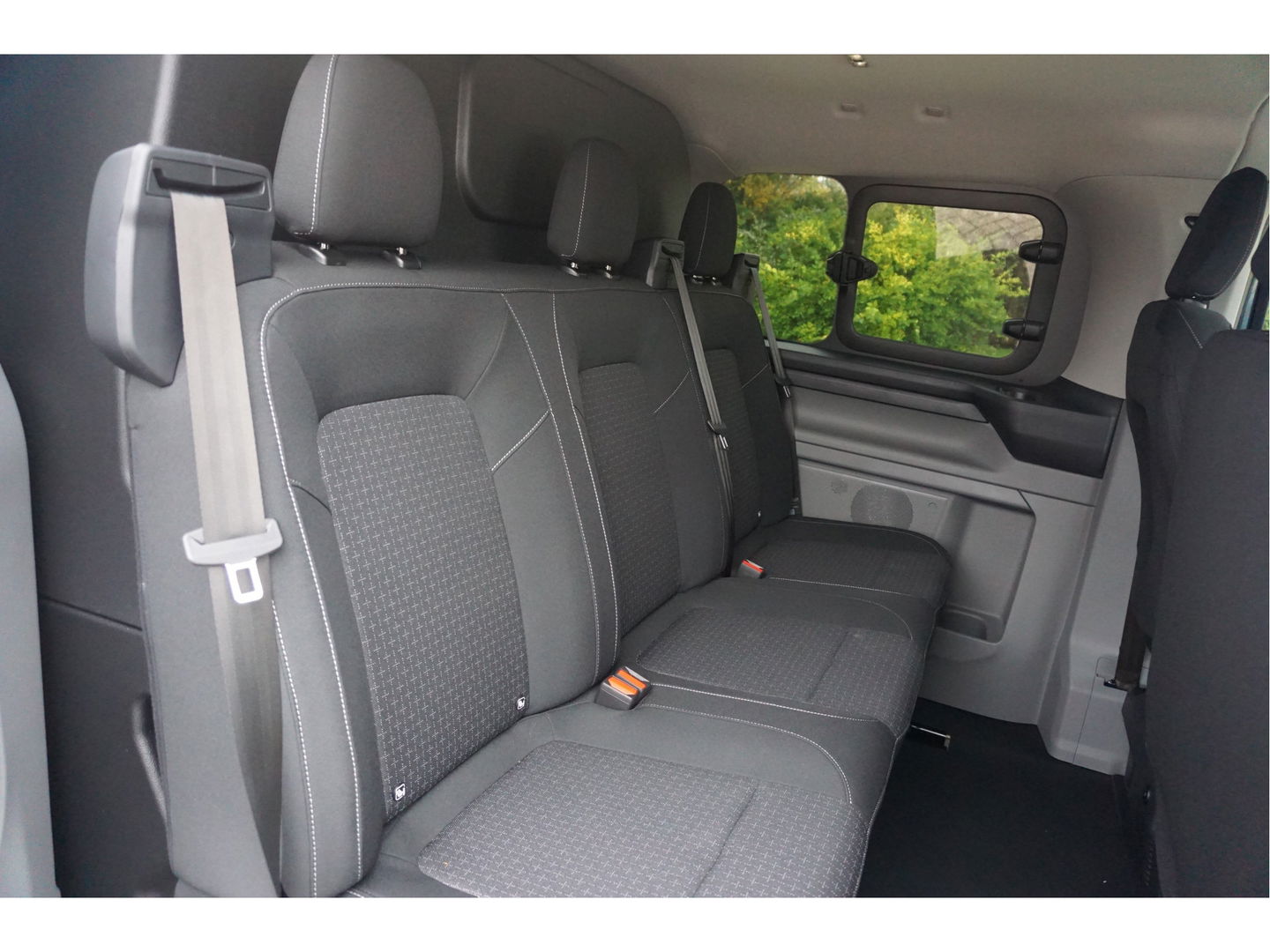 Ford Transit Custom 320S 136PK Trend Dubbel Cabine BPM VRIJ!! 13" Sync4 Apple CP/Android A. Camera, LED, 4 Jaar garantie!! NR. 401