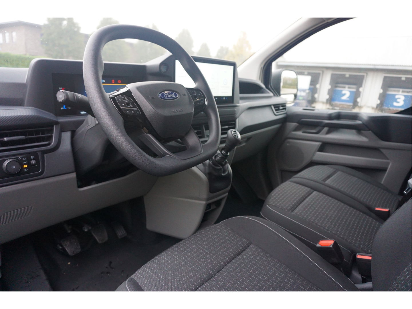 Ford Transit Custom 320S 136PK Trend Dubbel Cabine BPM VRIJ!! 13" Sync4 Apple CP/Android A. Camera, LED, 4 Jaar garantie!! NR. 401