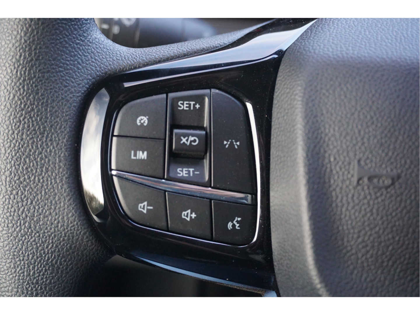 Ford Transit Custom 320L 150PK Trend Dubbel Cabine BPM VRIJ!! 13" Sync4 Apple CP/Android A. Cam!! NR. 421