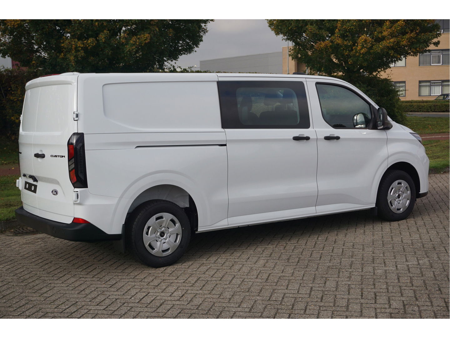Ford Transit Custom 320L 150PK Trend Dubbel Cabine BPM VRIJ!! 13" Sync4 Apple CP/Android A. Cam!! NR. 421