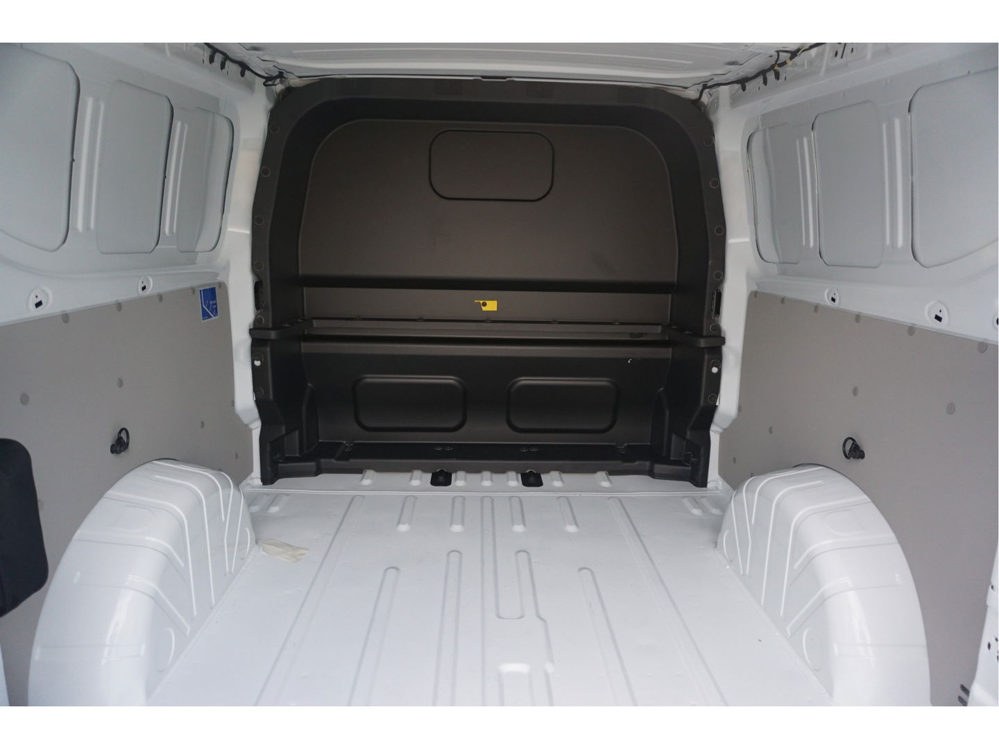 Ford Transit Custom 320L 150PK Trend Dubbel Cabine BPM VRIJ!! 13" Sync4 Apple CP/Android A. Cam!! NR. 421