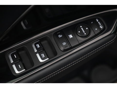 Kia Niro 1.6 GDi Hybrid DynamicLine 20X OP VOORRAAD! 140PK Automaat Half Leder Navigatie Camera Clima Adaptive Cruise Lane Assist