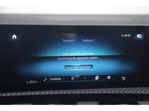 Mercedes-Benz A-Klasse 160 Advantage Widescreen Full LED Sportstoelen Navigatie Camera Clima Cruise 17 inch LMV Lane Assist Parkeersensors